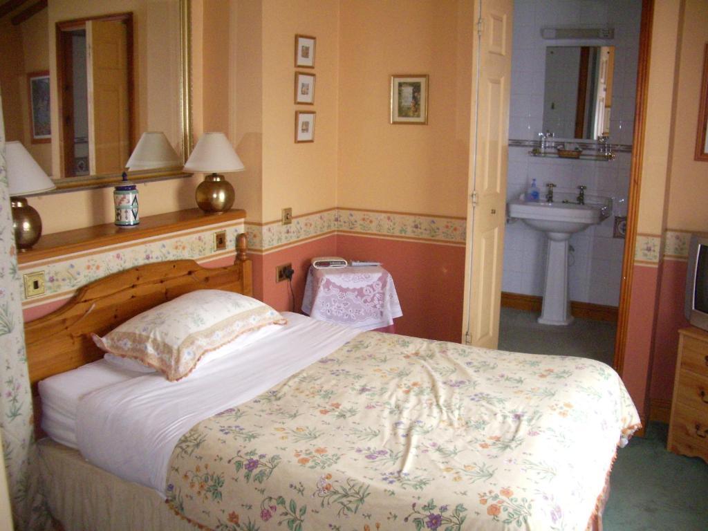 Compton House Panzió Ashbourne  Kültér fotó